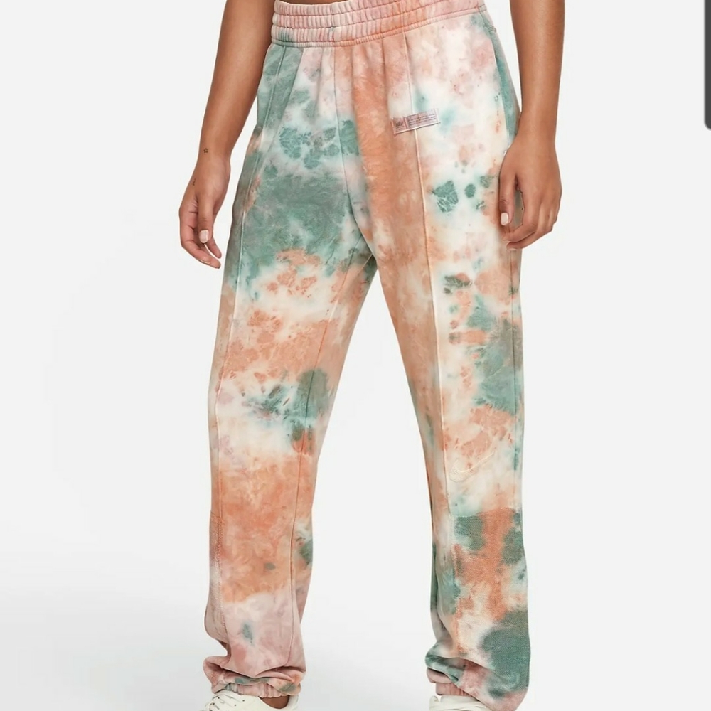 Nike Sportswear Pants WMNS Large